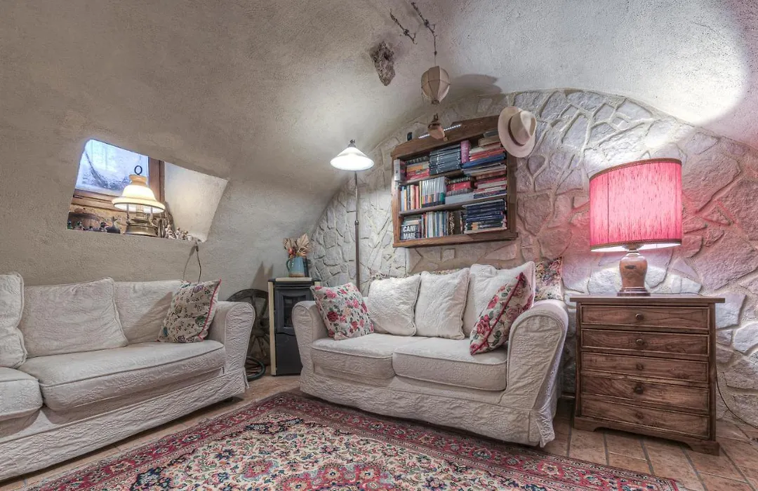 B&B Il Grottino Di Assergi-1